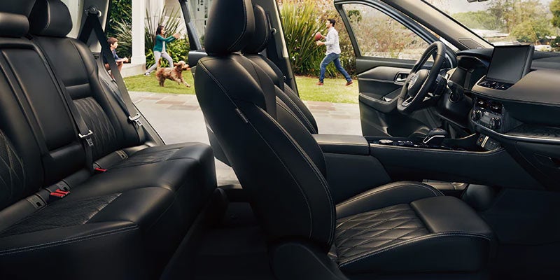 Rogue model interior seating view